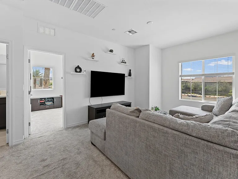 237 Callen Falls Ave #2011 — Photo 20