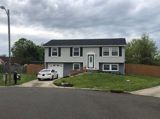 34 Robert Ct, Logan Township, NJ 08085