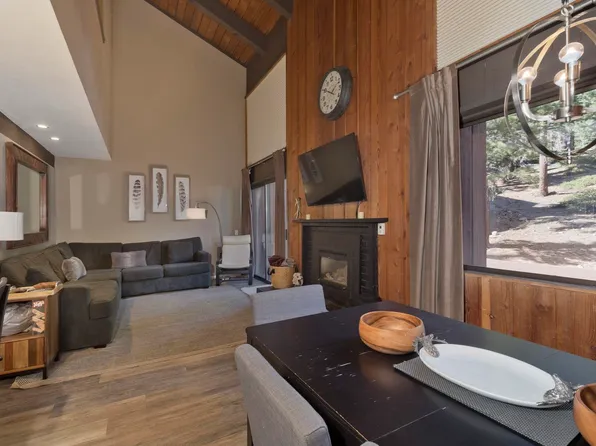 248 Mammoth Slopes Dr #122, Mammoth Lakes, CA 93546