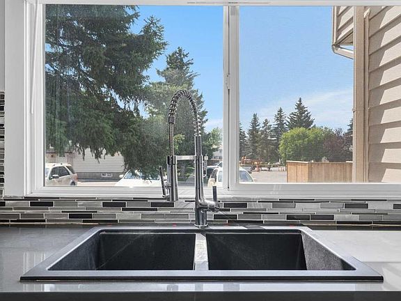 3rd image of 6100 SW 4th Ave NE #59