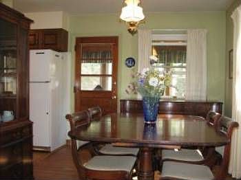 3rd image of 37 Maplewood Dr