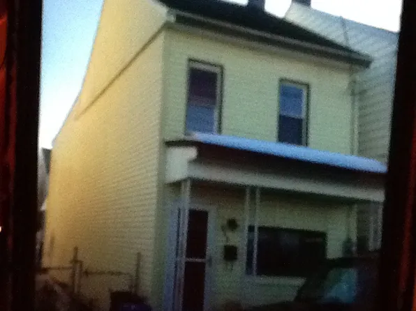 443 Carbon St, Minersville, PA 17954