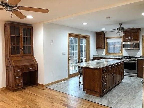 5th image of 20 Academy Ave