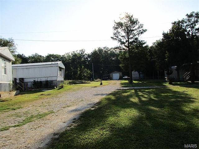 2nd image of 5498 Isbell Rd