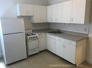 30 Bellevue St APT 10, West Roxbury, MA 02132