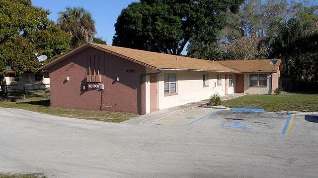 1st image of 4265 Desoto Ave APT A