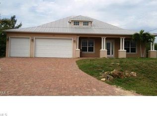 1521 SW 22nd Pl, Cape Coral, FL 33991