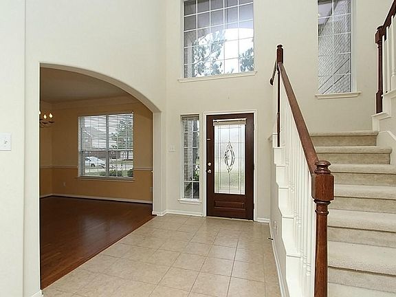 4th image of 6622 Trenton Lake Ln