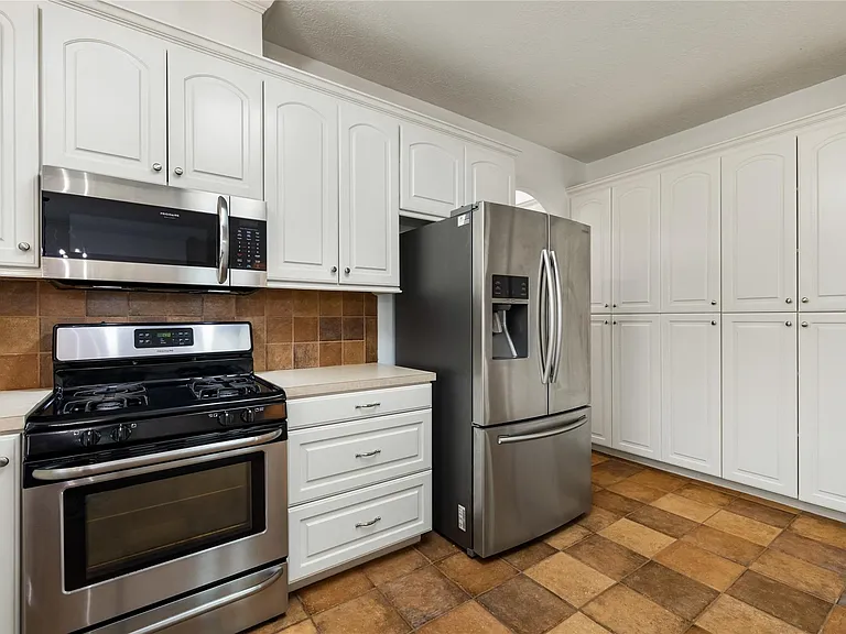 14874 Cygnus Ct — Photo 10