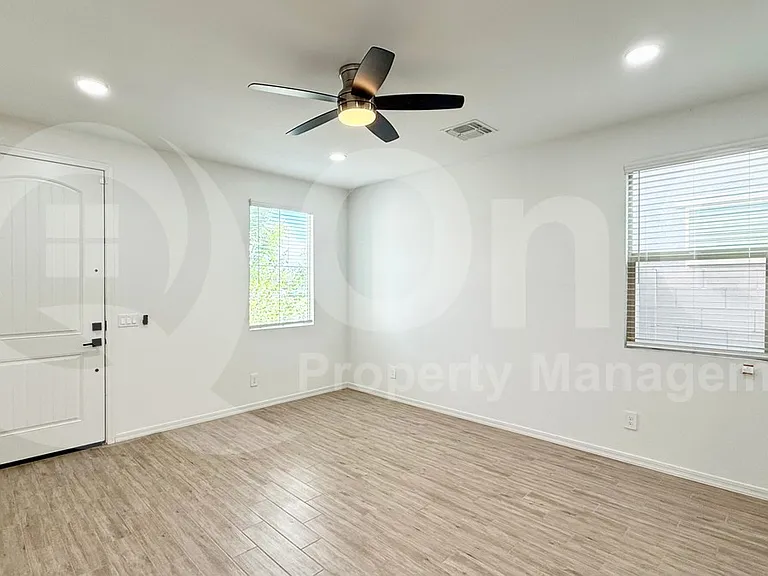 11343 E Upton Ave — Photo 8