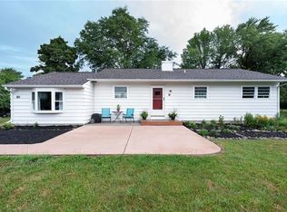 80 Greenbrier Ln, Rochester, NY 14623