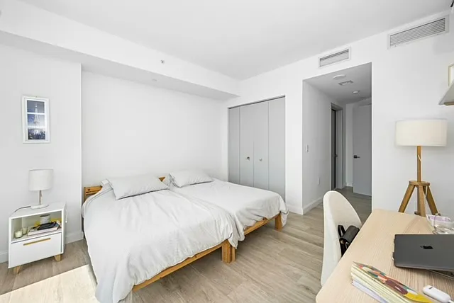 55 SW 9th St #3506 — Photo 10