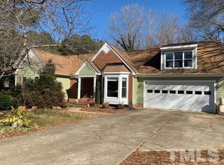 5657 Soft Wind Dr, Fuquay Varina, NC 27526