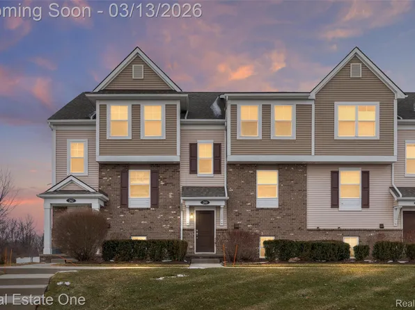 260 Center Blvd, Wixom, MI 48393