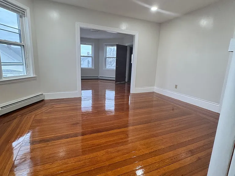 35 Humes St #1 — Photo 6