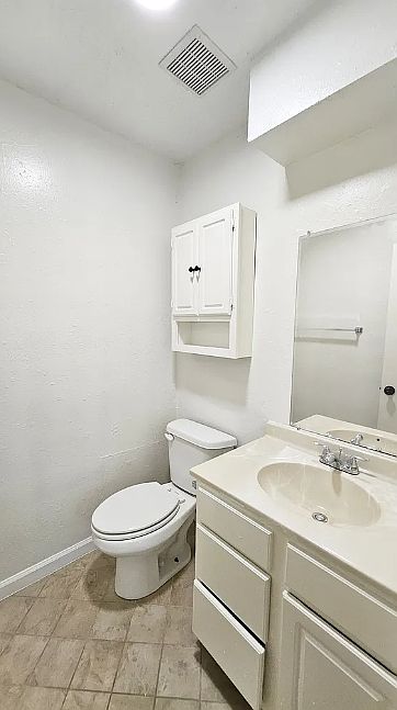 1st image of 401 12th Ave SE APT 269