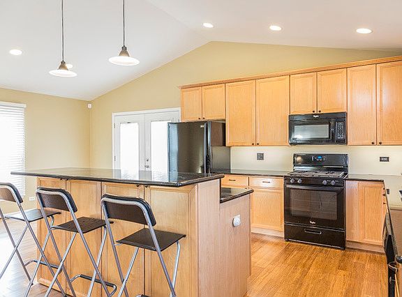 5th image of 318 Mansfield Ct