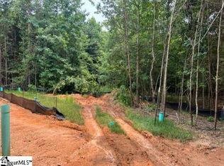 1037 Saluda Lake Rd, Greenville, SC 29611