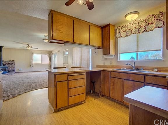 2nd image of 3475 Westridge Cir