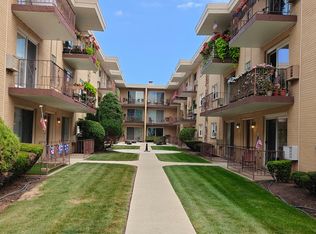 4835 N Central Ave APT 212, Chicago, IL 60630