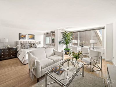 322 W 57th St APT 45R, New York, NY, 10019