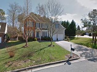 625 Crossing Dr, Durham, NC 27703