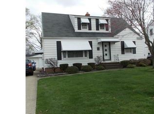 1697 Byron Dr, Mayfield Heights, OH 44124