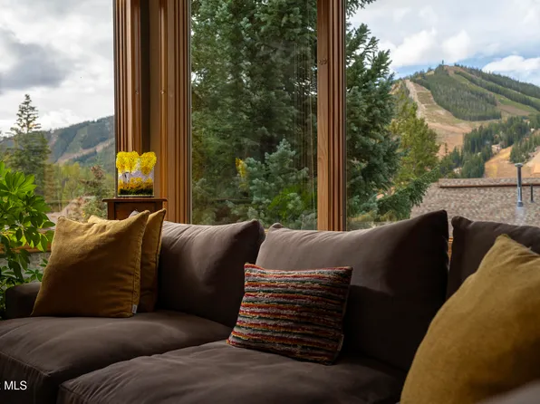 102 Mountain Lodge Way, Winter Park, CO 80482