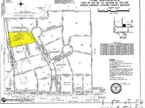 2262 Heatherwood Dr, Adrian, MI 49221