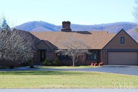 2nd image of 206 Meadowridge Dr