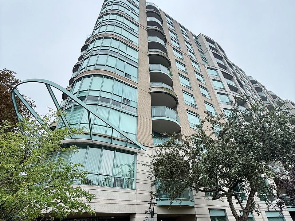 1st image of 18 Pemberton Ave #1106
