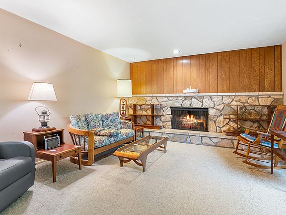 5th image of 1214 Lincolnwood Dr