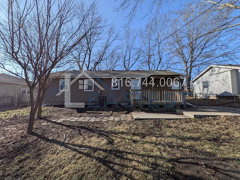 709 SE Green St — Photo 21