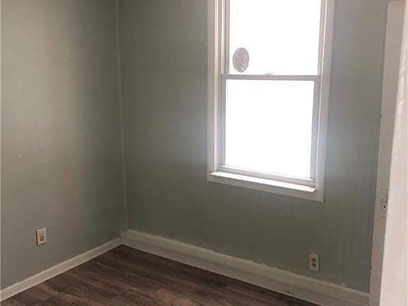 3rd image of 2734 Orleans Ave