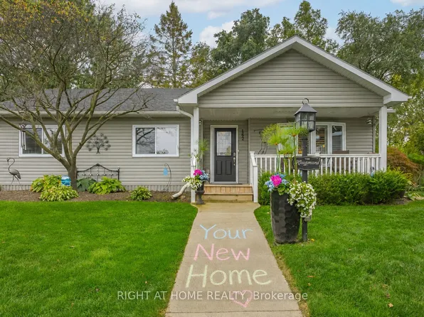 162 Mississauga Pl, Grand Bend, ON N0M 1T0