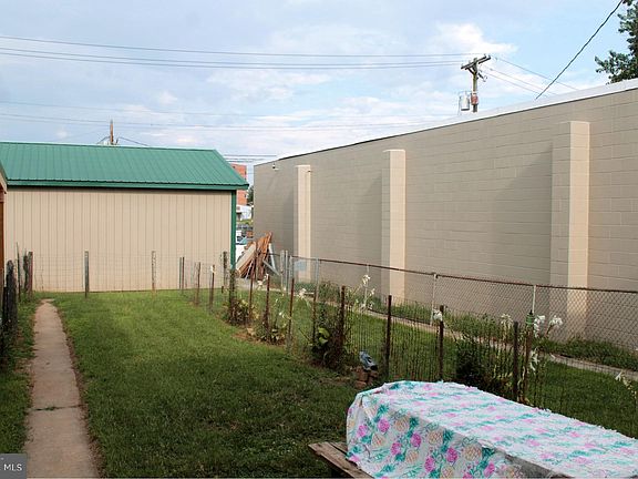 3rd image of 346 S Cannon Ave