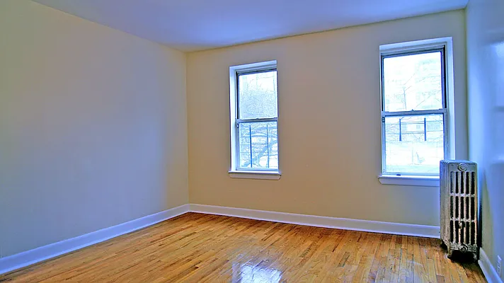 Rented by Tryax Realty Management | media 7