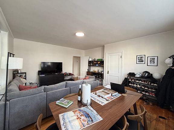 3rd image of 277 Highland Ave