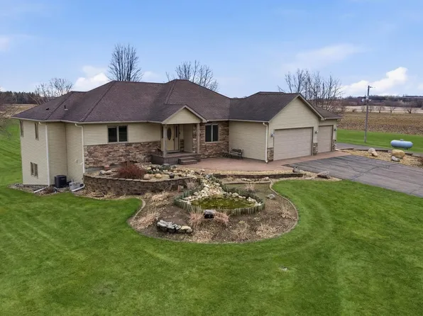 23744 Fairgreen Ave, Farmington, MN 55024