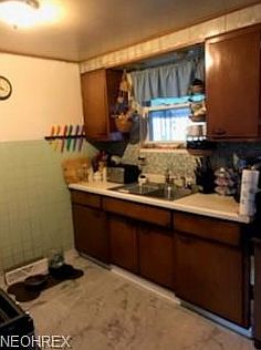 3rd image of 6075 Gilmere Dr