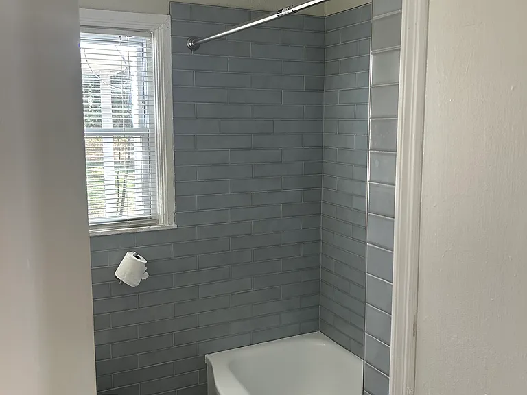 405 E Deckner Ave SW — Photo 12