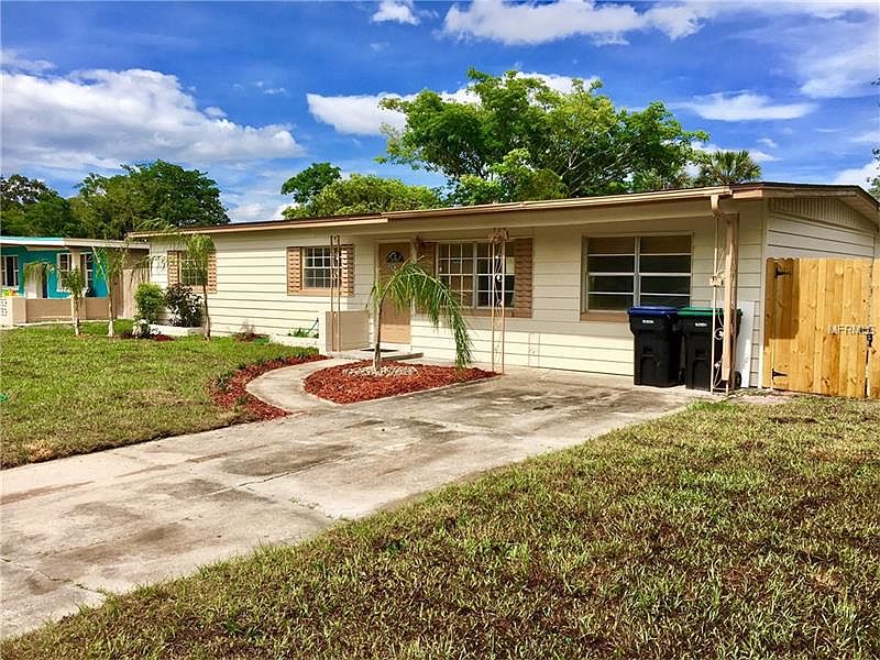 1st image of 2107 Diamond Dr