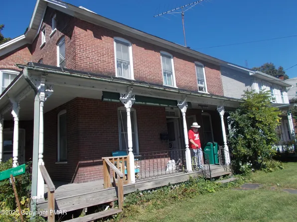 471 N Courtland St, East Stroudsburg, PA 18301