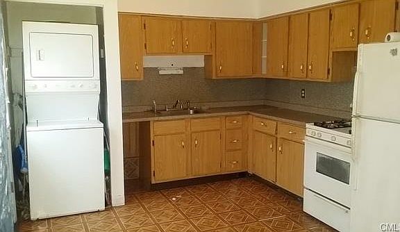 4th image of 53 Karen Ct #B