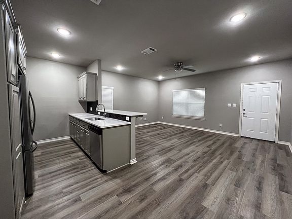 3rd image of 16104 Echo Glen Dr #16104