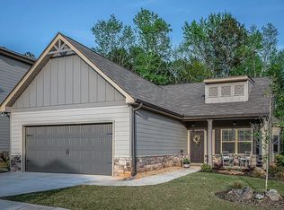 389 Park West Blvd, Athens, GA 30606