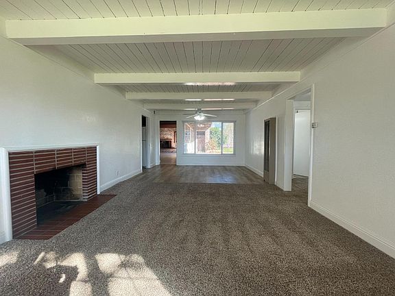 4th image of 2039 Calhoun Way