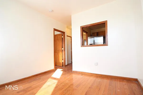 Rented by MNS | media 25