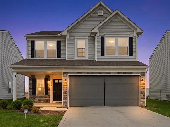 5351 Town Hill Dr, Canal Winchester, OH 43110