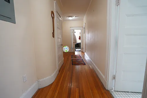 174 Harvard St #2 Photo 1